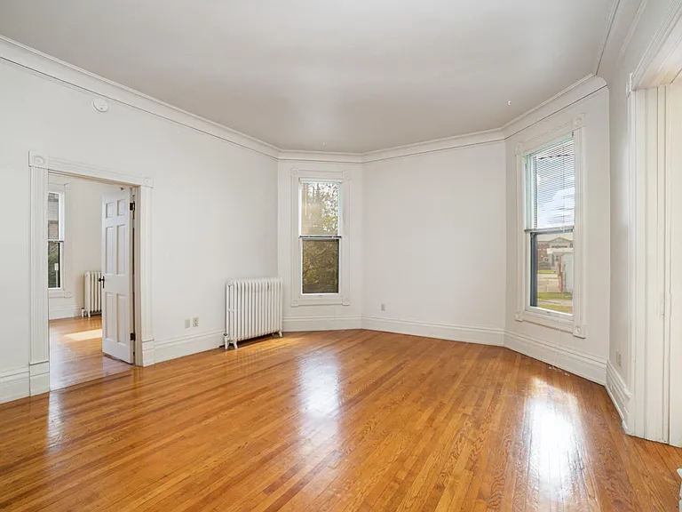 813 N Jackson St #2 — Photo 5