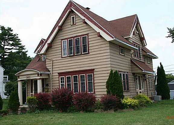 2nd image of 255 Majestic Dr