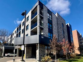 30 George St N, Cambridge, ON