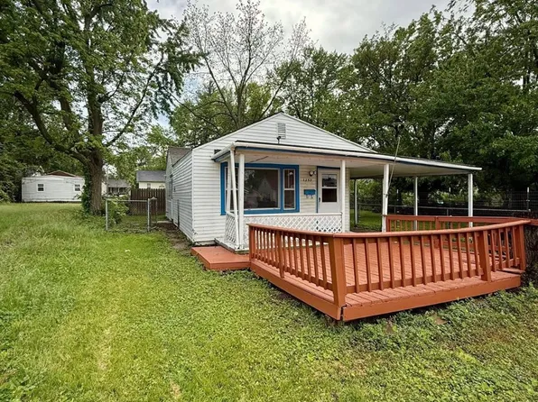 1253 E Lawrence St, Decatur, IL 62521