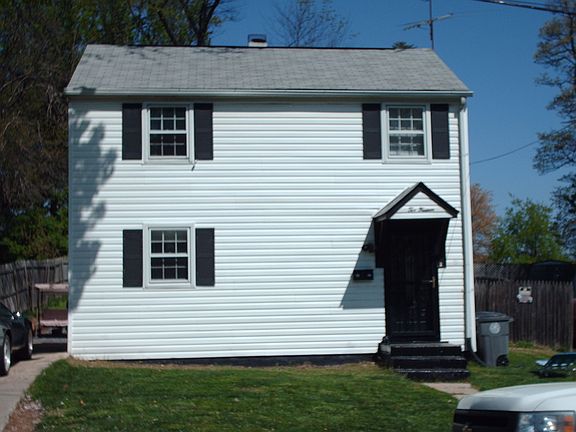2nd image of 214 Croydon Ave
