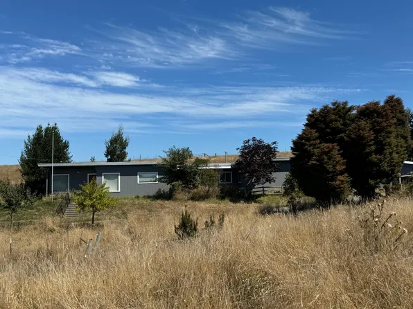 963 Singley Hill Rd, Loleta, CA 95551