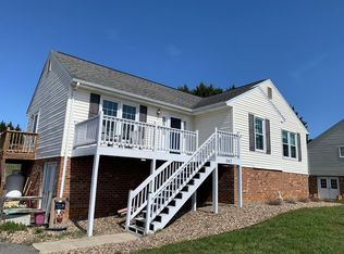 167 Crestfield Dr, Evington, VA 24550