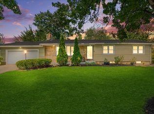 42 Old Barn Rd, West Springfield, MA 01089