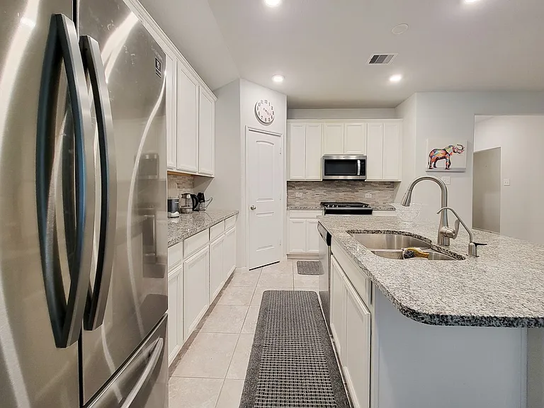 6523 Fiddlewood Thicket Ln — Photo 11