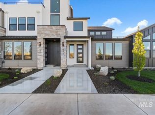 6373 N Birch Run Ln, Eagle, ID 83616