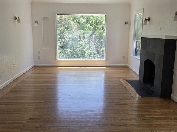 2nd image of 22 Muller St #A