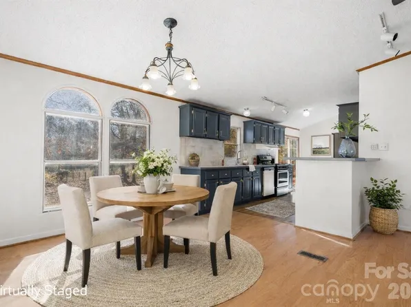 4796 Nursery Rd, Morganton, NC 28655