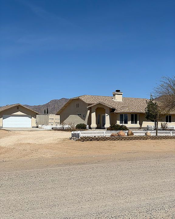 1st image of 4057 W Shipp Dr