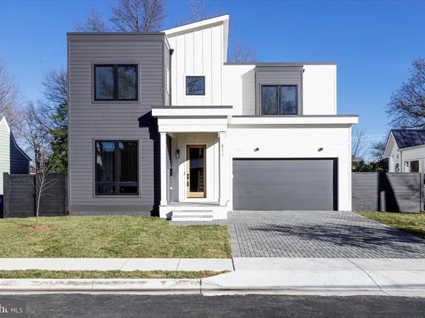 811 N Harrison St, Arlington, VA 22205