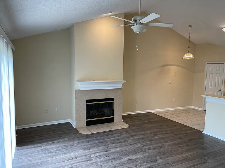 24 Bunker View Dr #A — Photo 6