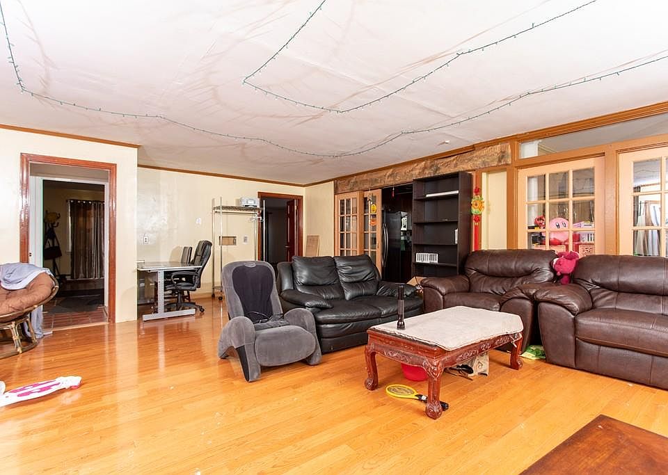 1st image of 241 West St