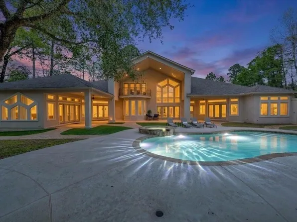 205 Twin Creek St, Lufkin, TX 75904