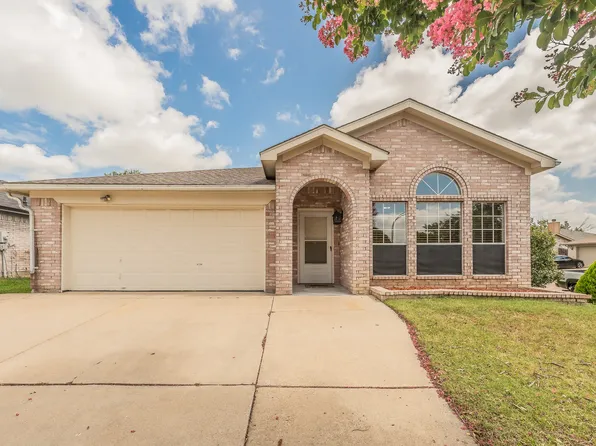 10212 Brea Canyon Rd, Fort Worth, TX 76108