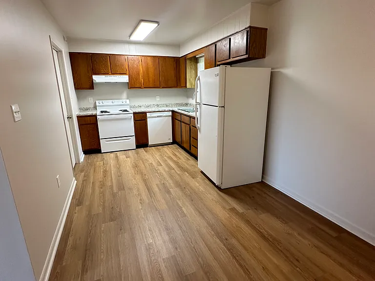 1822 Meadowland Ln #B — Photo 5