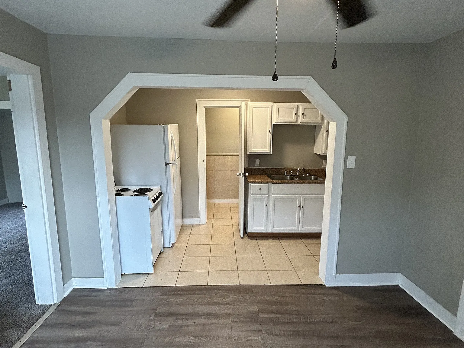 407 Henry Street, Unit 3 - 1 — Photo 3