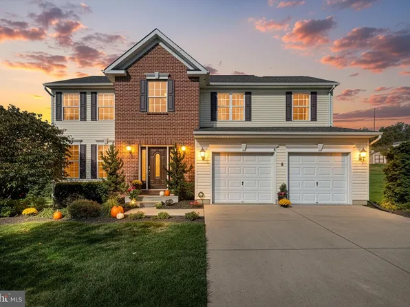 604 Myrtle Ln, New Cumberland, PA 17070