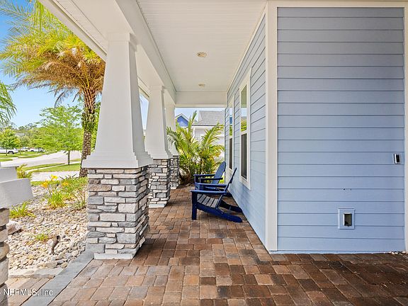 3rd image of 162 PARKBLUFF Circle