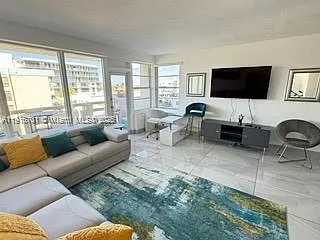 Photo 1 of 25 - 3111 N Ocean Dr #401 - Hollywood, FL Primary Photo - 3111 N Ocean Dr #401