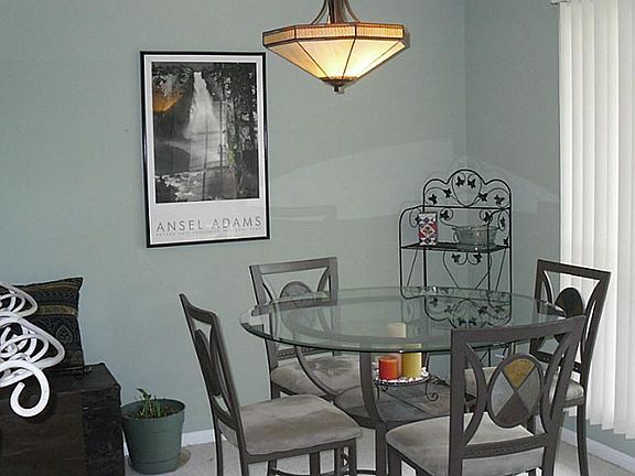 4th image of 15822 Seahorse Dr