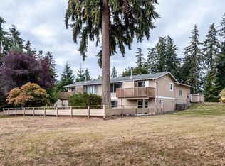 78 W Monticello Dr, Camano Island, WA 98282