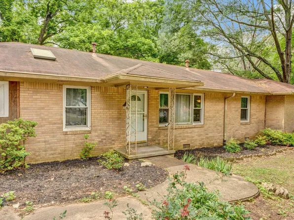 3945 Crenshaw Rd, Millington, TN 38053