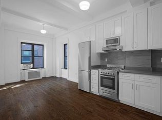 19 W 69th St #304305, New York, NY 10023