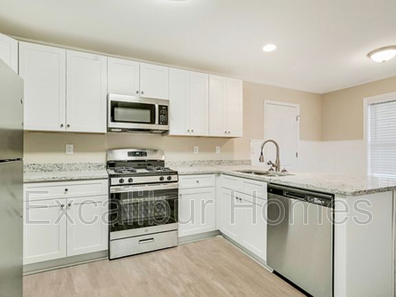 4th image of 403 Pamela Ct