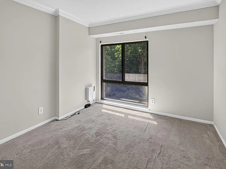 5915 Tamar Dr #11 — Photo 15