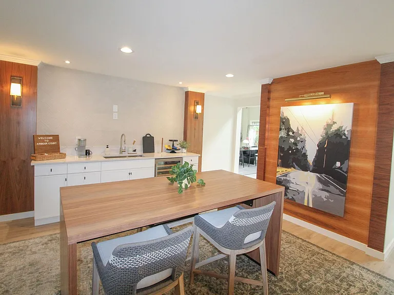 Arbour Court — Photo 8