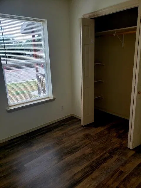 3 bed, 1050 sqft, $1,400 — Photo 3