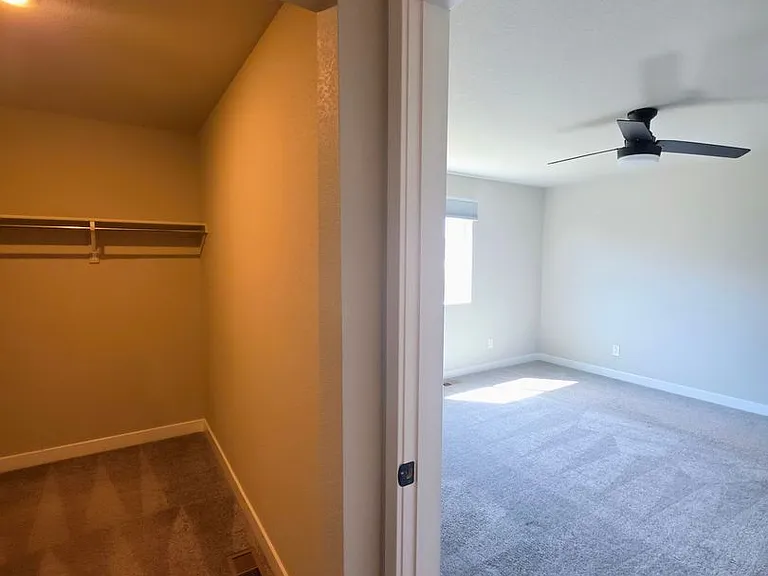 10429 Luneth Dr — Photo 16