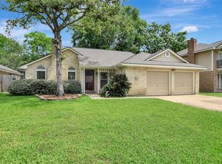 15642 Meadow Village Dr, Houston, TX 77095