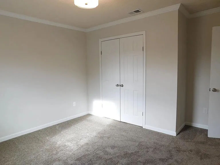 129 Charleston Dr — Photo 14