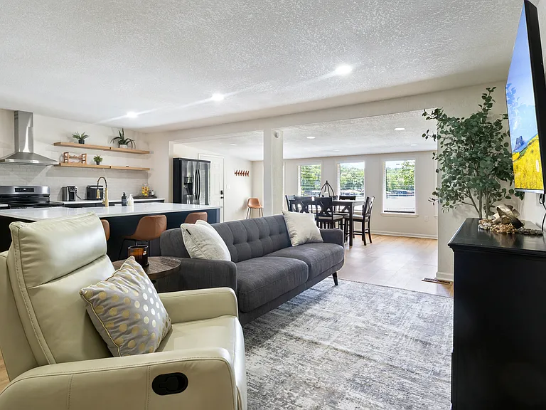 33216 Todd Ln — Photo 7