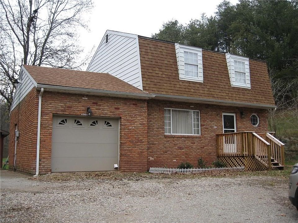 Welcome to 1532 Williamstown Pike, Williamstown, WV