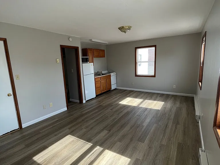 1015 3rd St #8 — Photo 20
