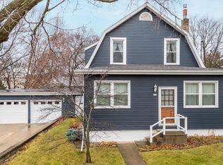 528 South St, Green Lake, WI 54941