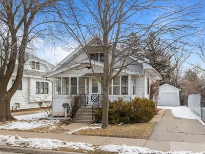 824 BOWEN STREET, Oshkosh, WI, 54901