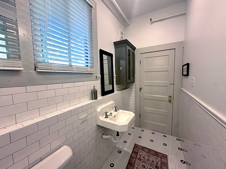 538 Prospect Ave #102 — Photo 18