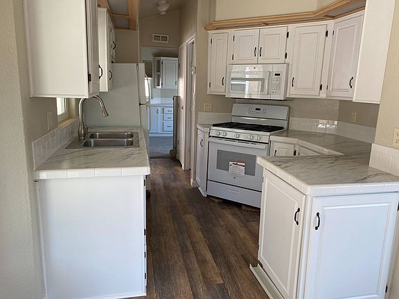 2nd image of 1369 E Main St E #13