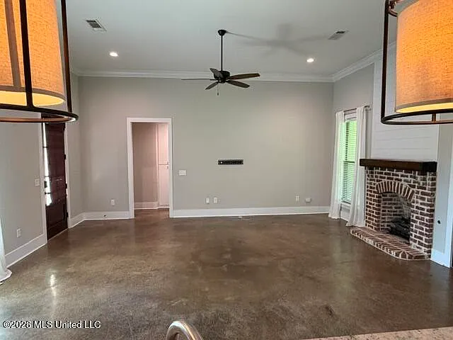 221 Ironwood Pl — Photo 5