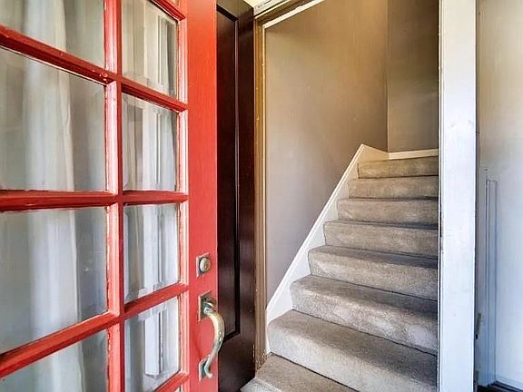 2nd image of 16719 Clifton Blvd APT 2