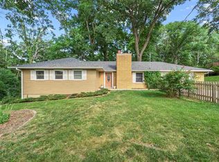 306 Virginia Dr, Iowa City, IA 52245