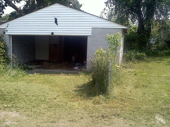 3rd image of 234 Brehl Ave