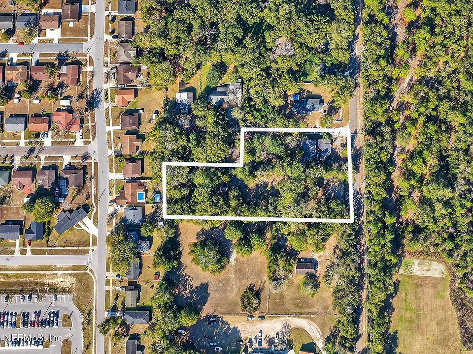 2nd image of 9622 GIBSON Avenue