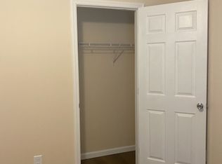 400 High St #B, Mc Ewen, TN 37101