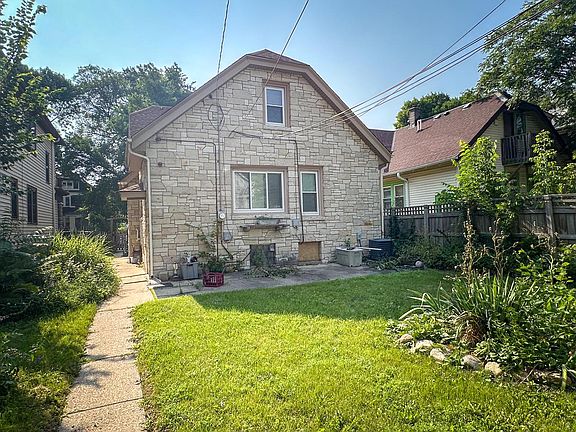 5th image of 2640 North 48th STREET
