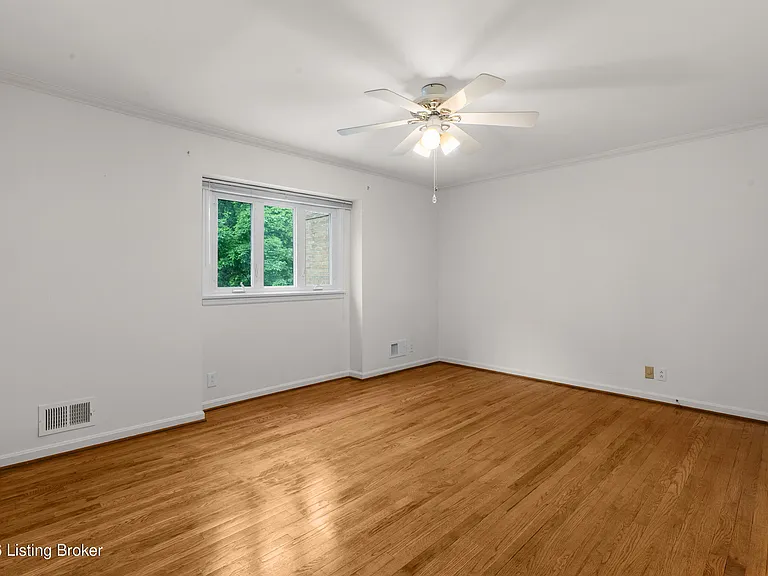8506 Cheltenham Cir — Photo 14