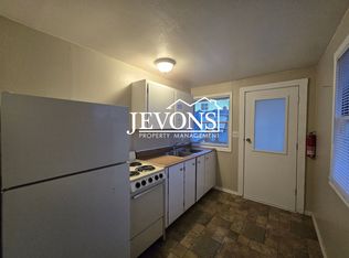 708 W Home Ave APT 4, Selah, WA 98942